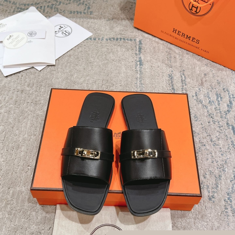 H**mes slippers